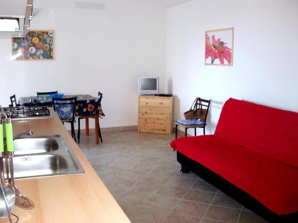 Gli Appartamenti Sul Mare Valledoria  Exterior foto