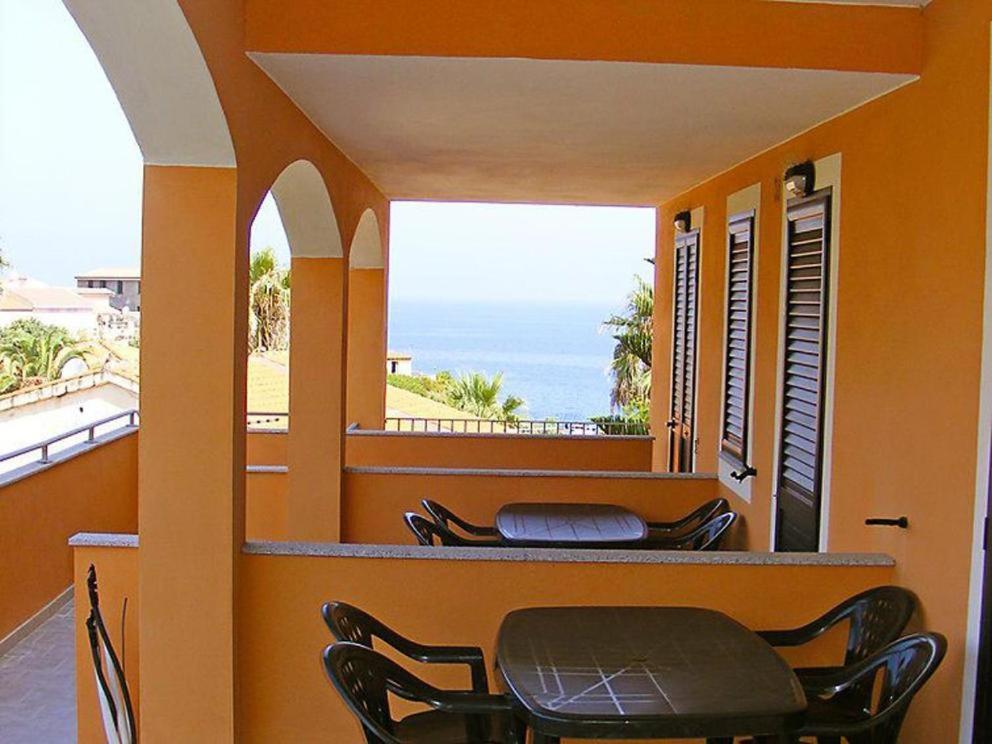 Gli Appartamenti Sul Mare Valledoria  Exterior foto